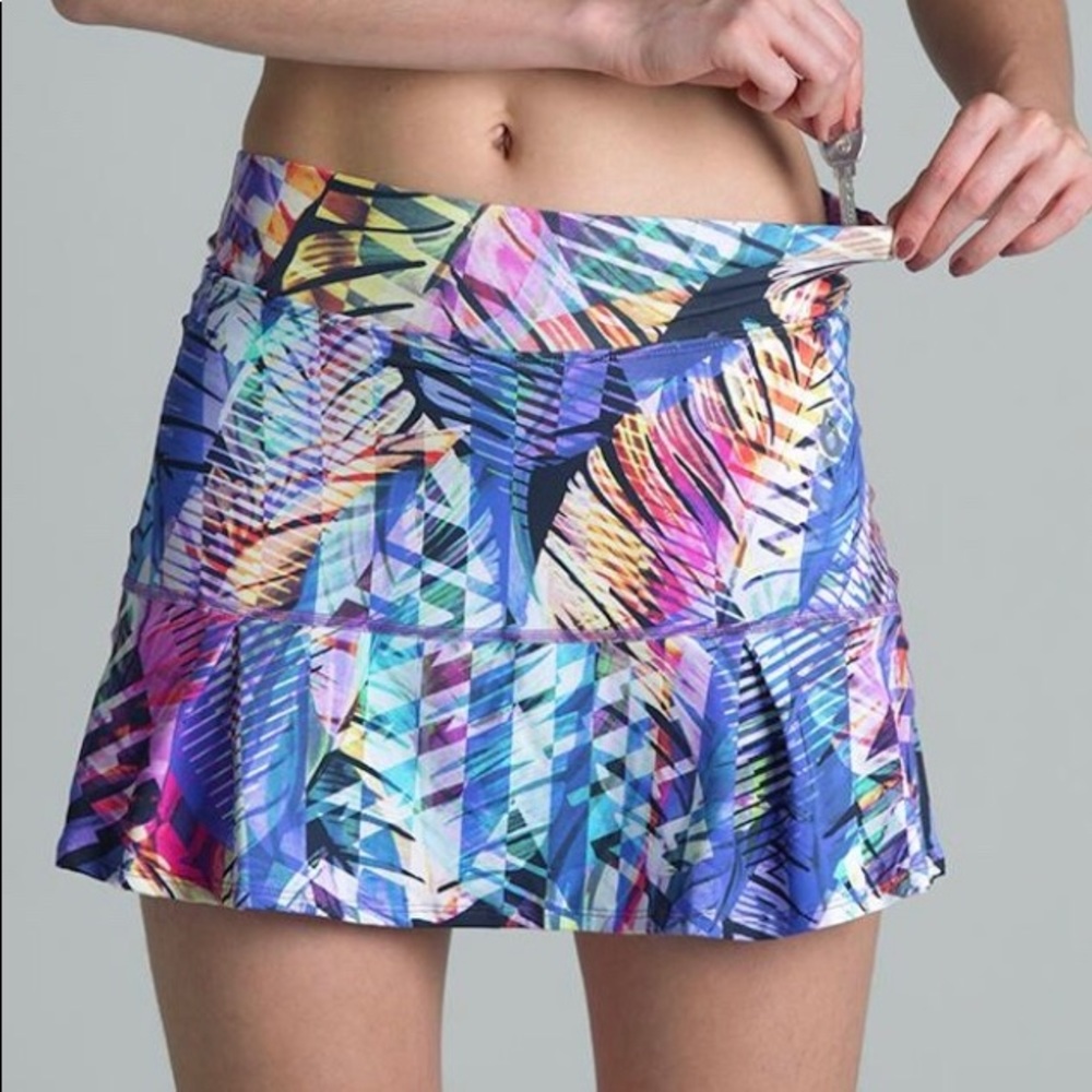 Dona Jo Skort